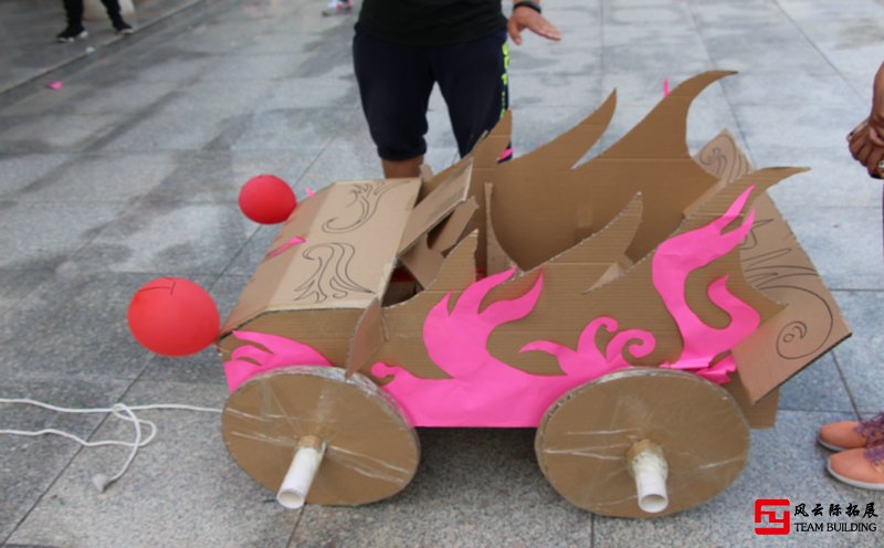 拓展培訓(xùn)游戲項目戰(zhàn)車